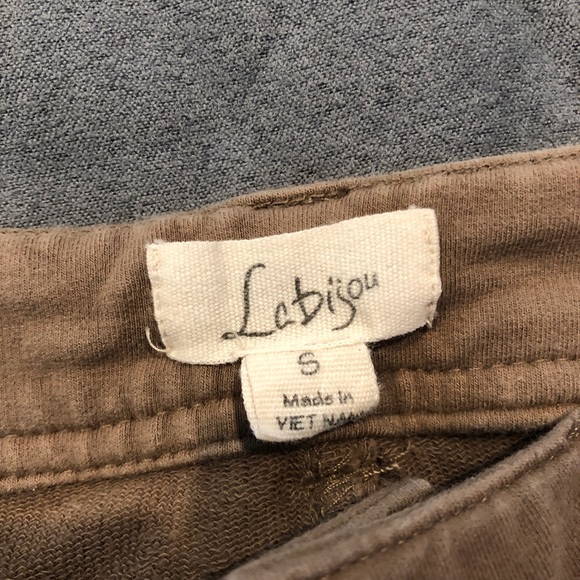 SOLD! Tan Stretchy Jeans - Picture 3 of 4